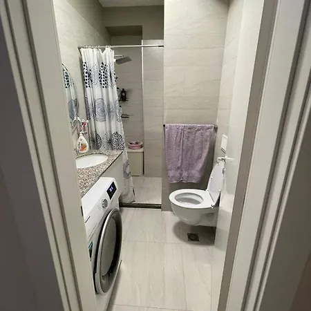 Garden Building Luxury شقة *