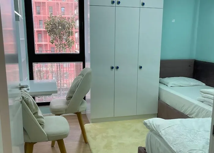 Garden Building Luxury * 티라나