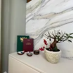 Apartment Garden Building Luxury *